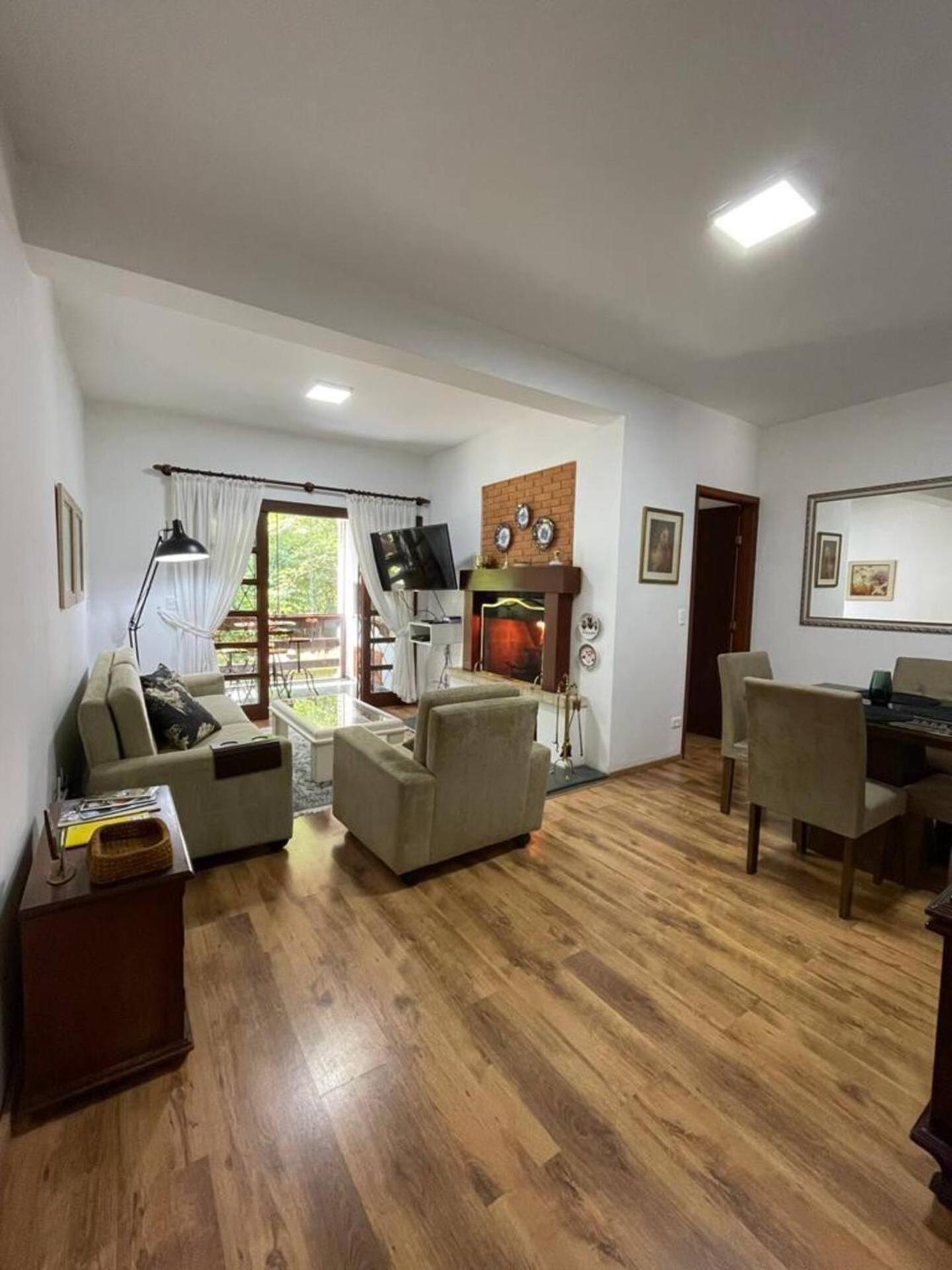 Lindo Apto No Centro Capivari - Privado * Campos do Jordão