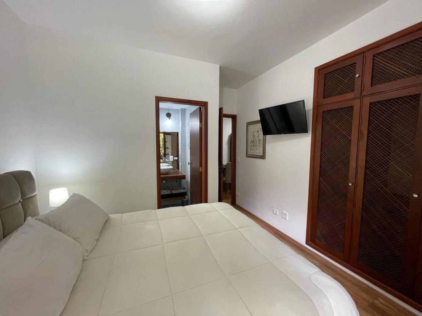 Lindo Apto No Centro Capivari - Privado * Campos do Jordão